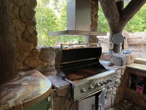 Outdoor Kitchen Grill